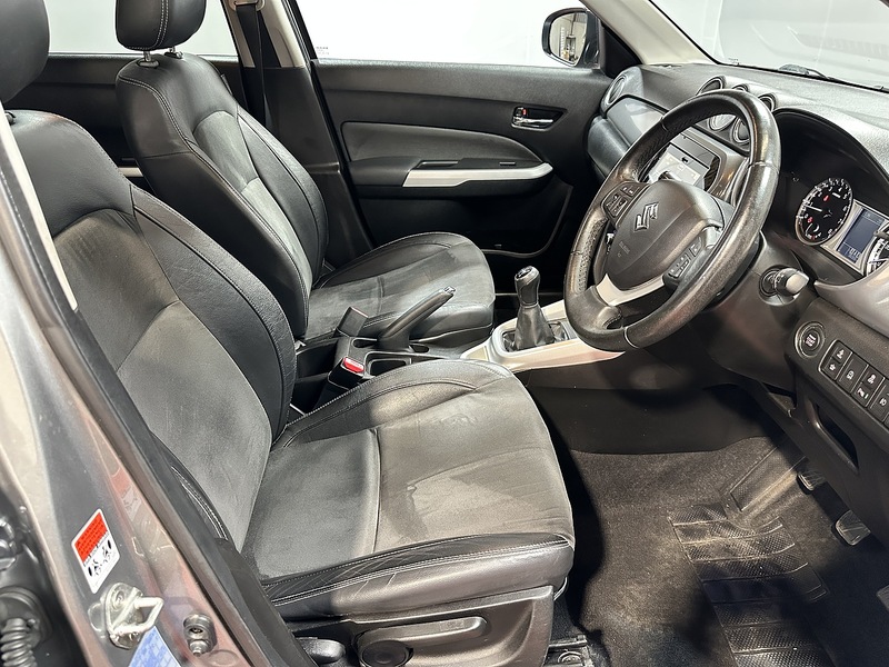 Suzuki Vitara SZ5 - U1487