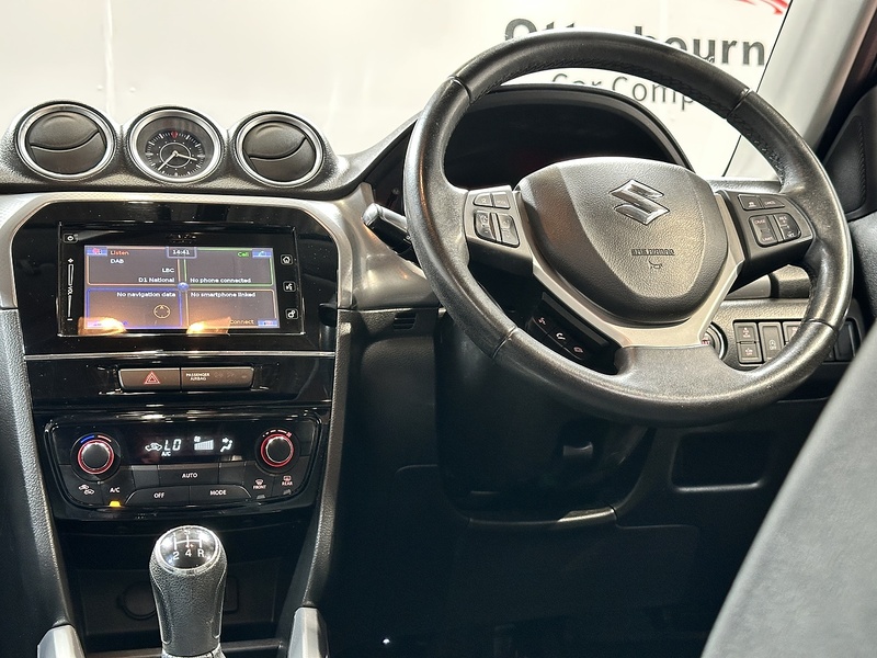 Suzuki Vitara SZ5 - U1487
