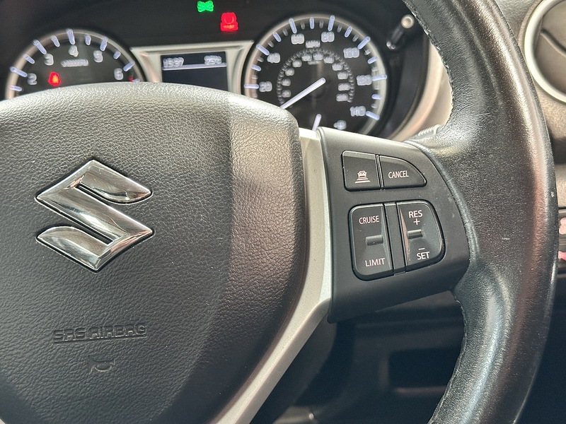 Suzuki Vitara SZ5 - U1487