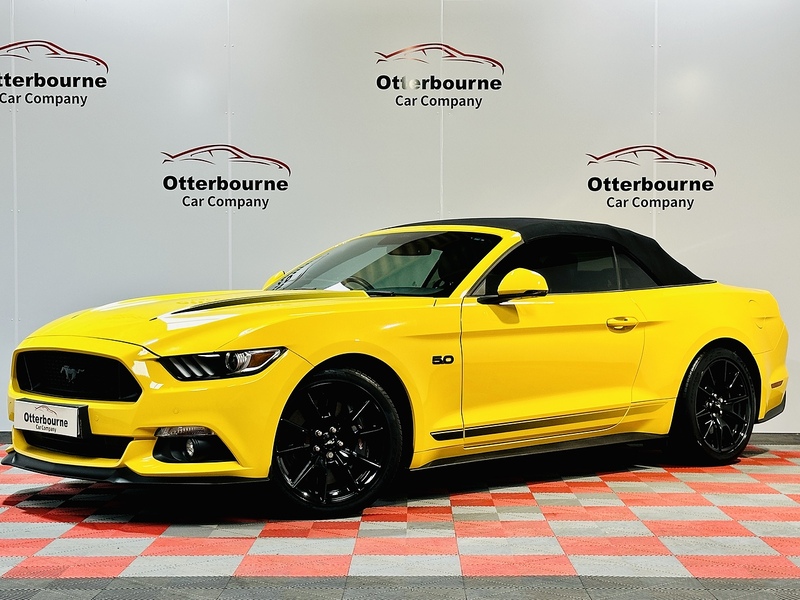 Ford Mustang V8 GT Shadow Edition - U1493