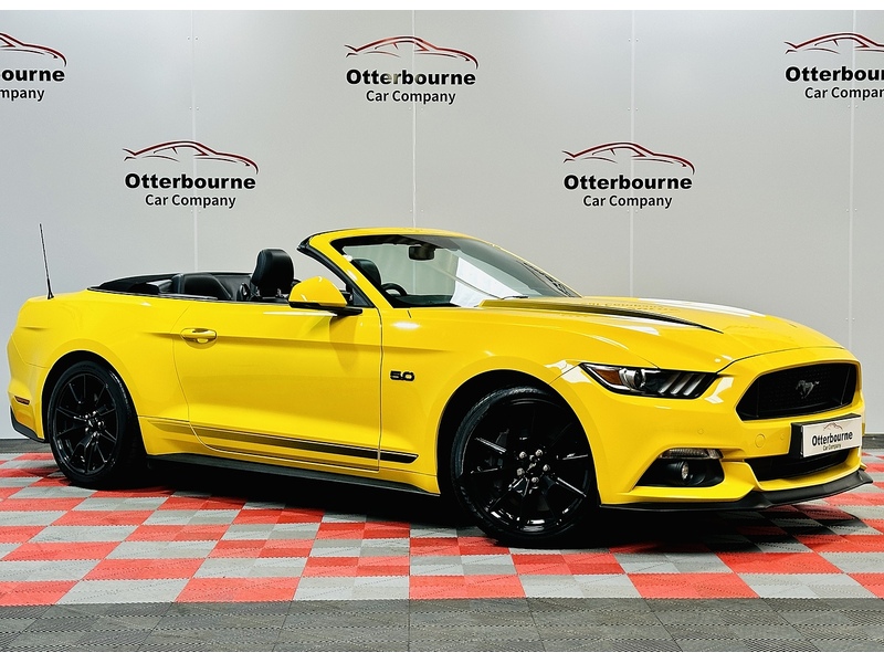 Ford Mustang V8 GT Shadow Edition - U1493