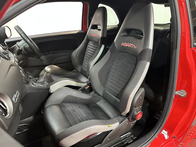 Abarth 595 T-Jet Competizione - U1494