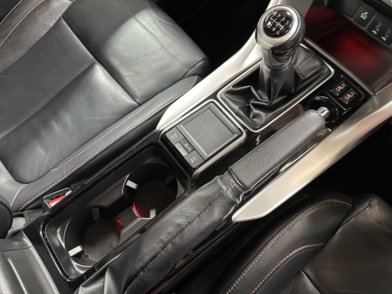 Mitsubishi Eclipse Cross T 4 - U1499