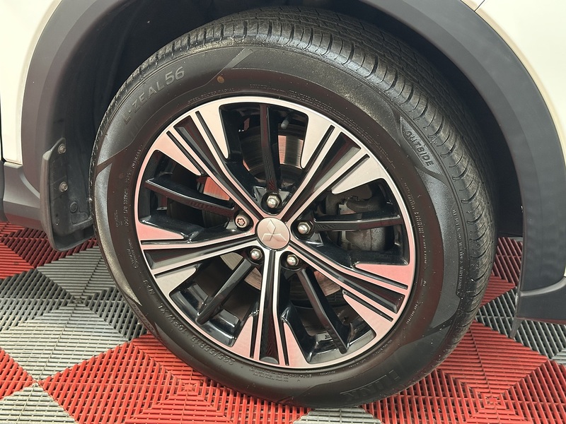 Mitsubishi Eclipse Cross T 4 - U1499