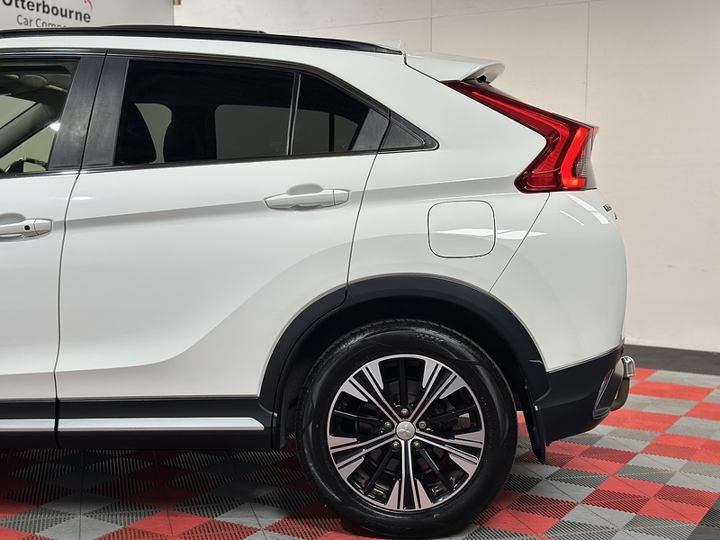 Mitsubishi Eclipse Cross T 4 - U1499