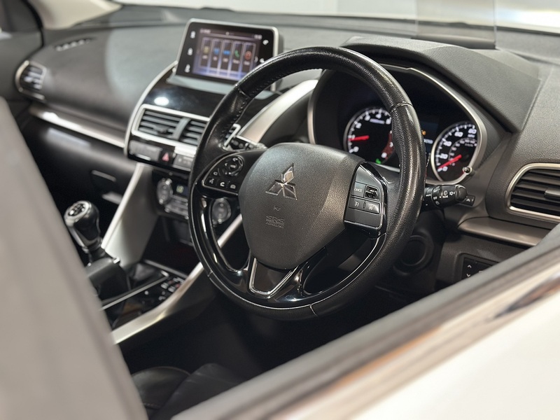 Mitsubishi Eclipse Cross T 4 - U1499