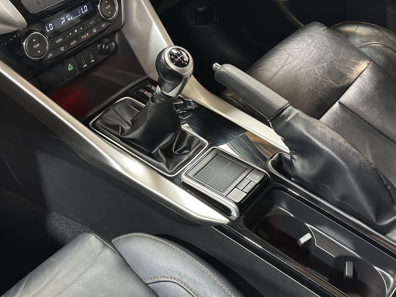 Mitsubishi Eclipse Cross T 4 - U1499