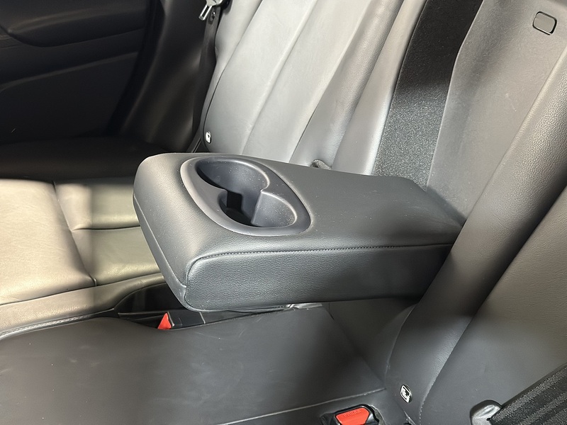 Mitsubishi Eclipse Cross T 4 - U1499