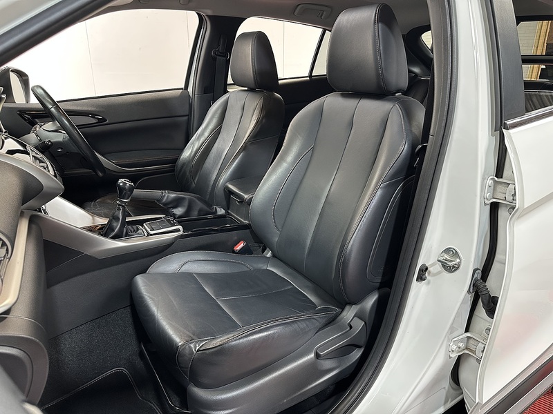 Mitsubishi Eclipse Cross T 4 - U1499