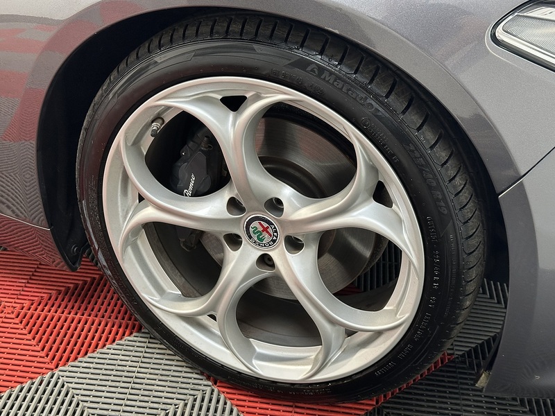 Alfa Romeo Giulia T Veloce - U1502