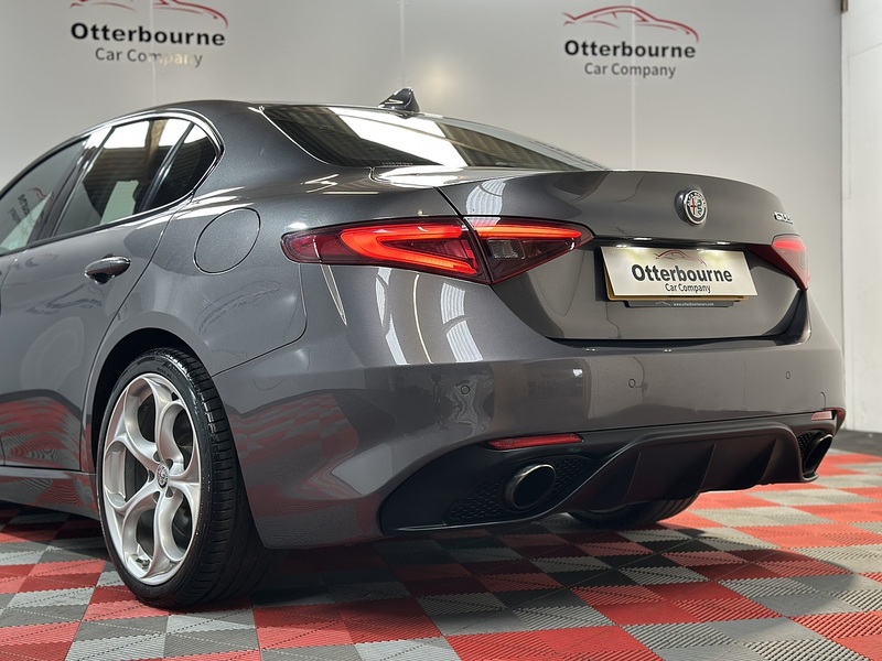 Alfa Romeo Giulia T Veloce - U1502