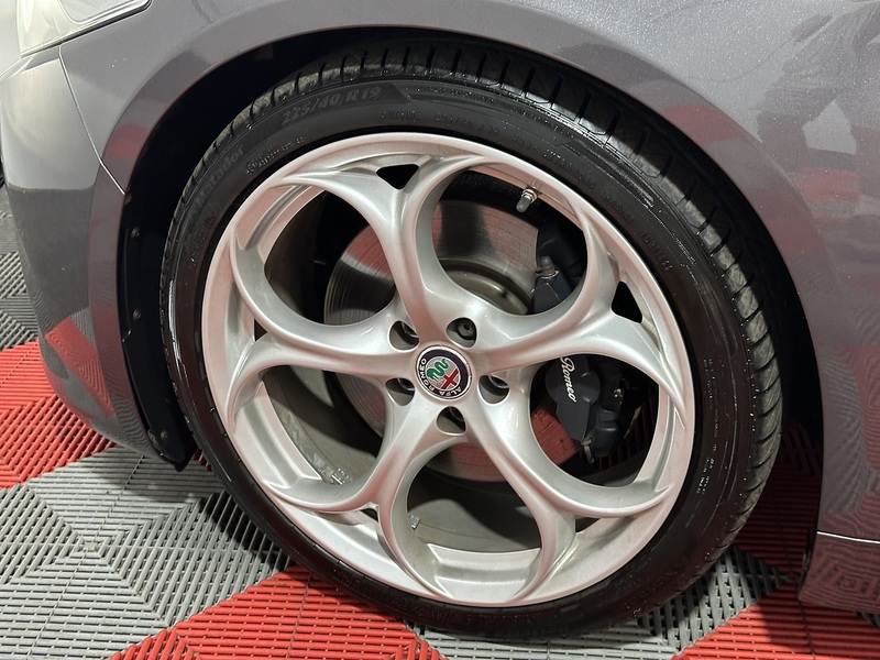 Alfa Romeo Giulia T Veloce - U1502