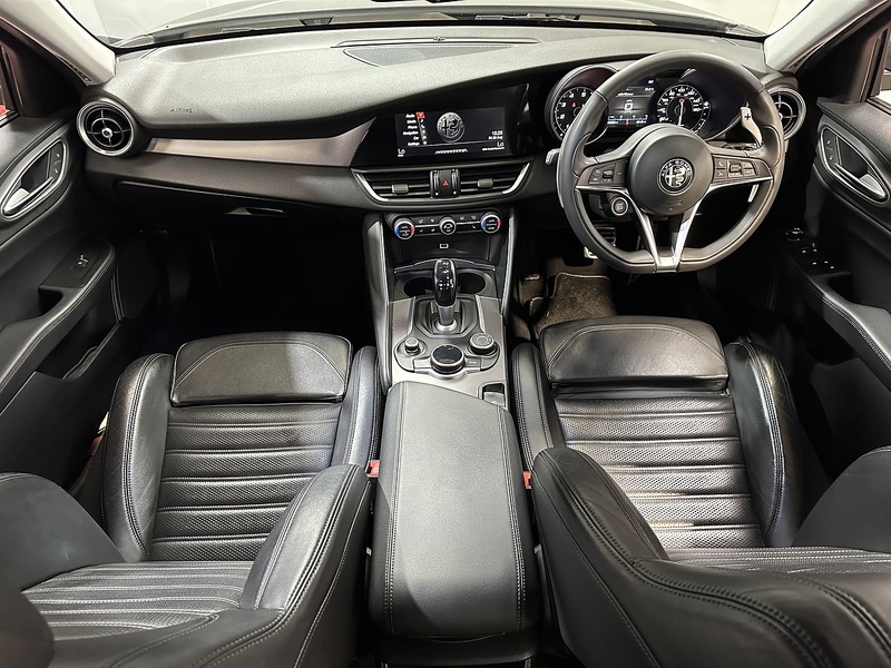 Alfa Romeo Giulia T Veloce - U1502