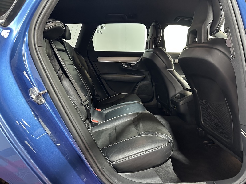 Volvo V90 D4 R-Design - U1503