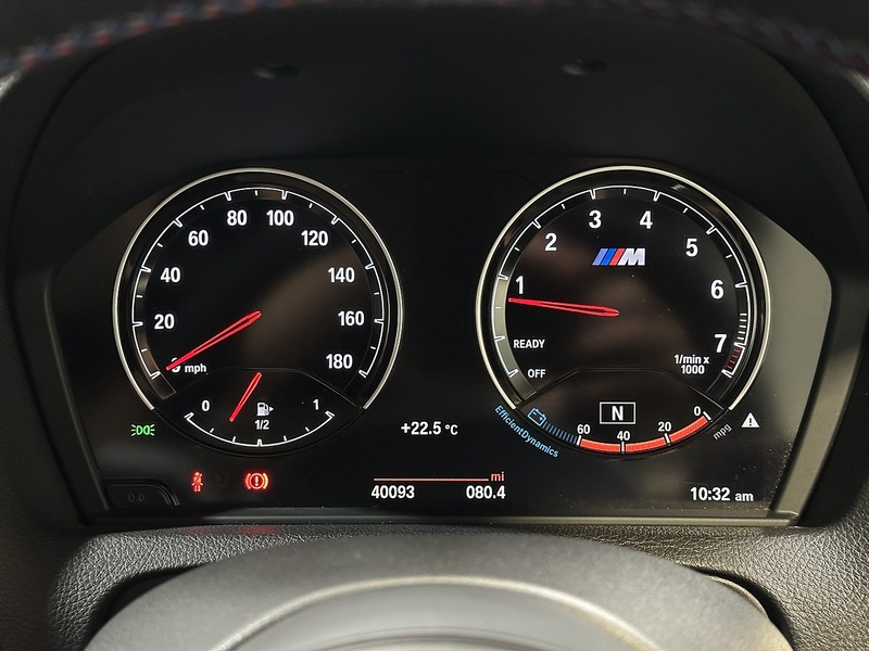 BMW M2 i - U1505