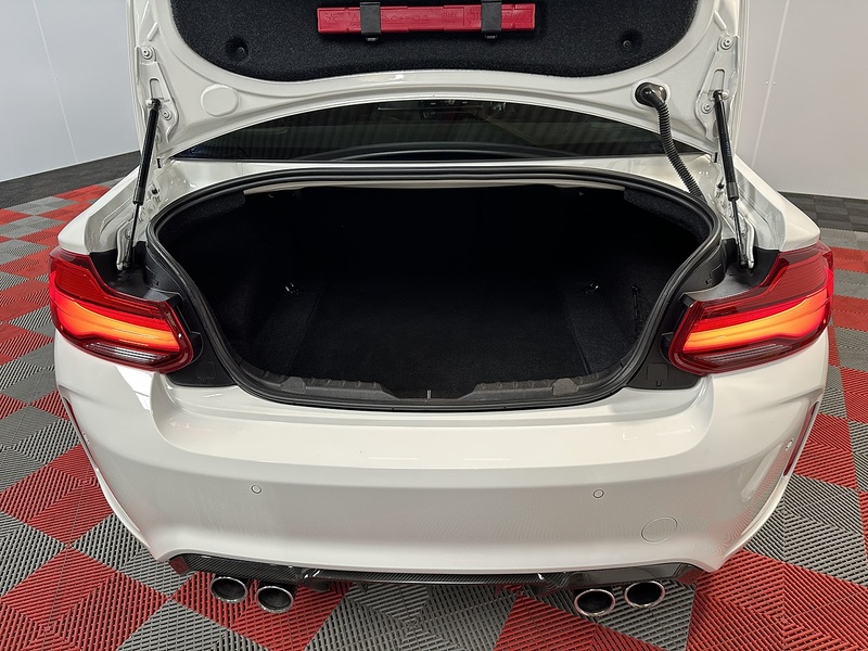 BMW M2 i - U1505