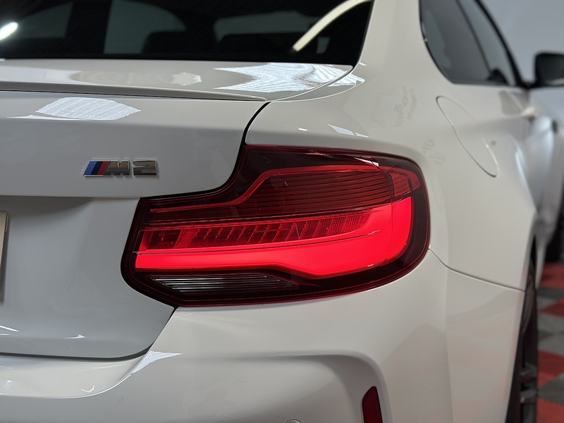 BMW M2 i - U1505