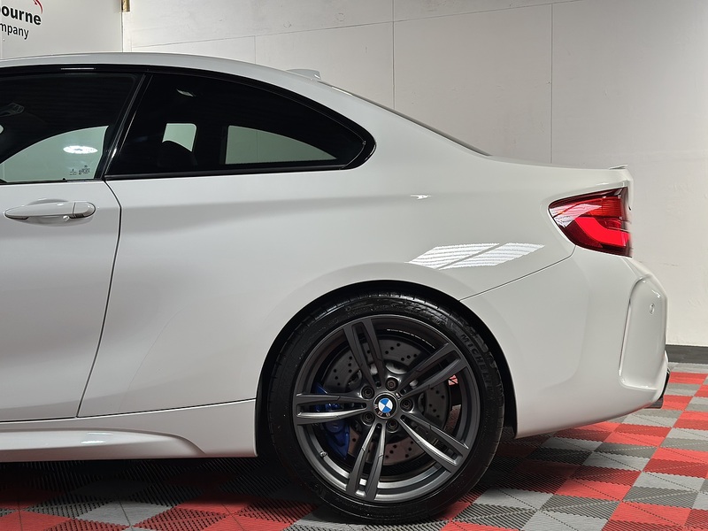 BMW M2 i - U1505