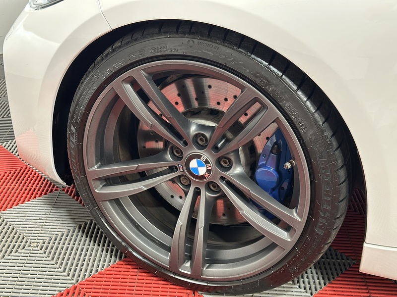 BMW M2 i - U1505