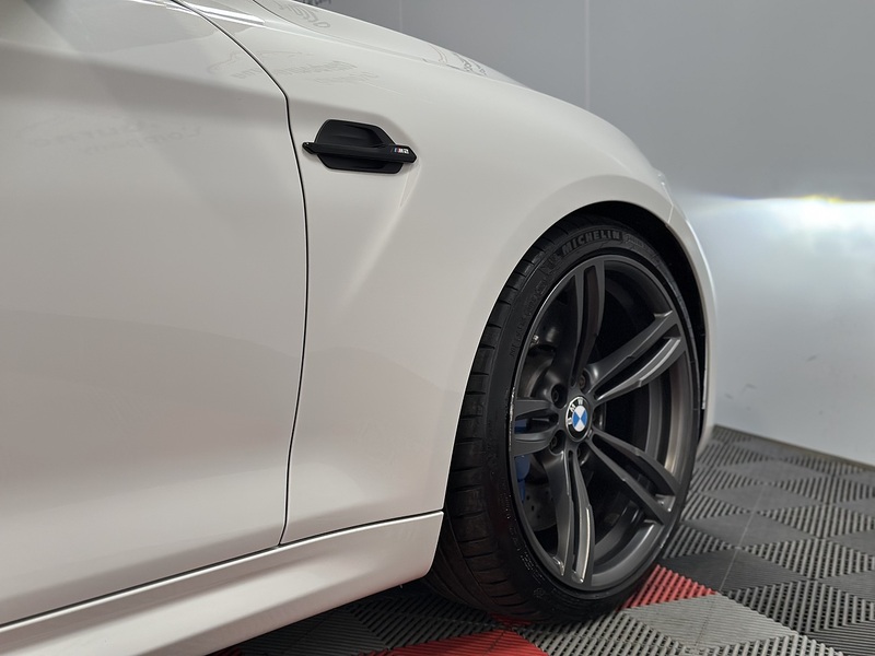 BMW M2 i - U1505