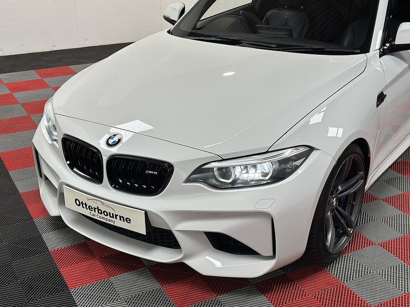 BMW M2 i - U1505