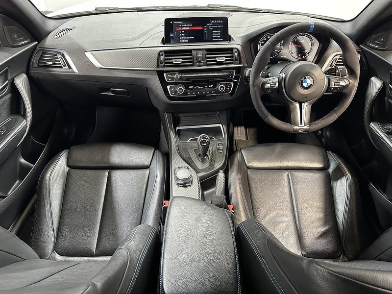 BMW M2 i - U1505