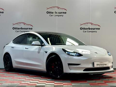Tesla Model 3 2.0 E220d AMG Line (Premium Plus) Coupe 2dr Diesel G-Tronic+ Euro 6 (s/s) (194 ps)