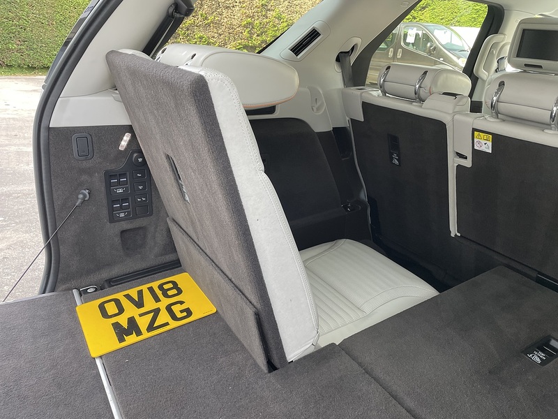 Land Rover 2.0 SD4 HSE Luxury SUV 5dr Diesel Auto 4WD Euro 6 (s/s) (240 ps)