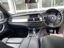 Land Rover Discovery SD4 HSE Luxury