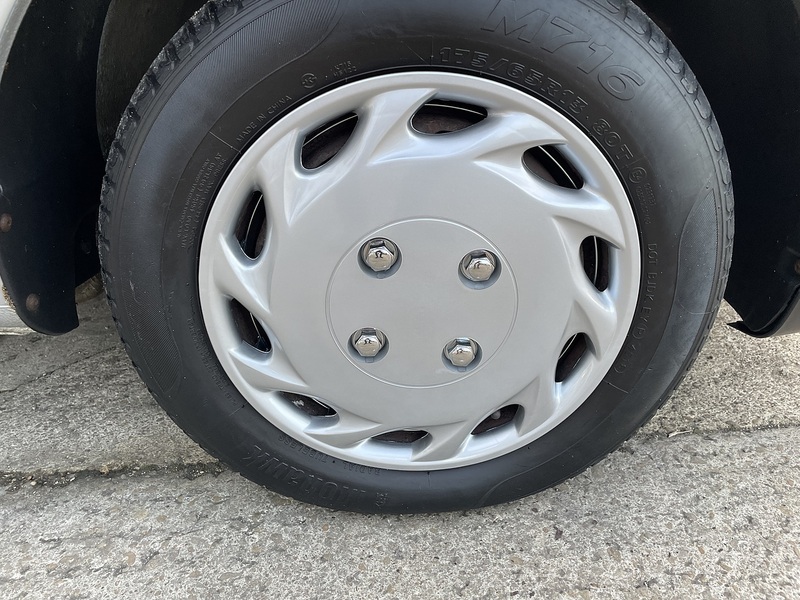 Volkswagen 1.4 E Hatchback 3dr Petrol Manual (151 g/km, 75 bhp)