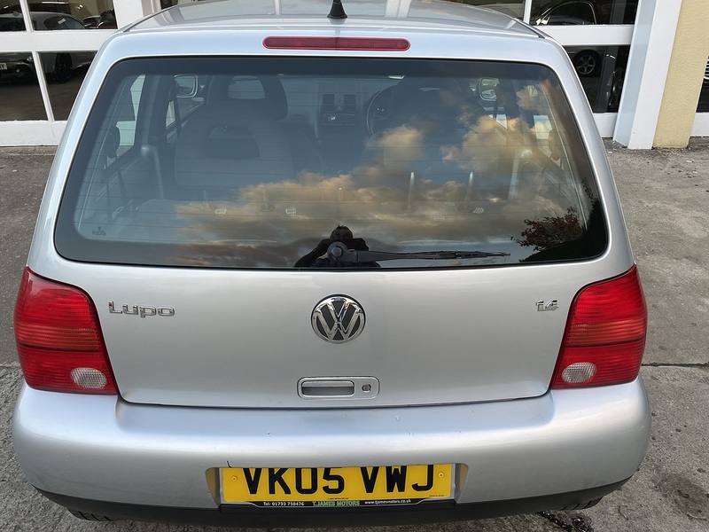 Volkswagen 1.4 E Hatchback 3dr Petrol Manual (151 g/km, 75 bhp)