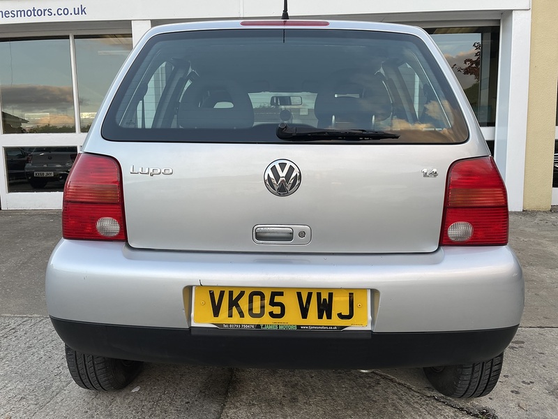 Volkswagen 1.4 E Hatchback 3dr Petrol Manual (151 g/km, 75 bhp)
