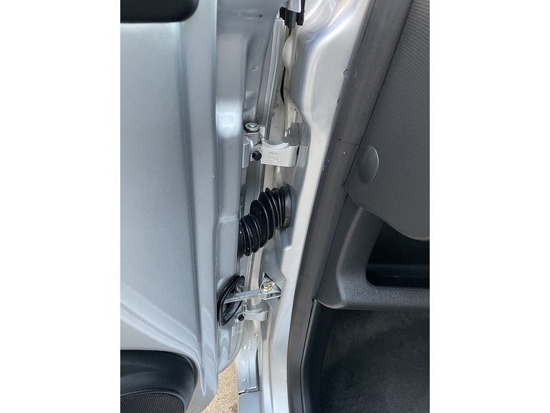 Volkswagen 1.4 E Hatchback 3dr Petrol Manual (151 g/km, 75 bhp)