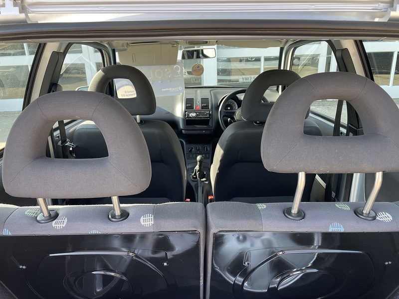 Volkswagen 1.4 E Hatchback 3dr Petrol Manual (151 g/km, 75 bhp)