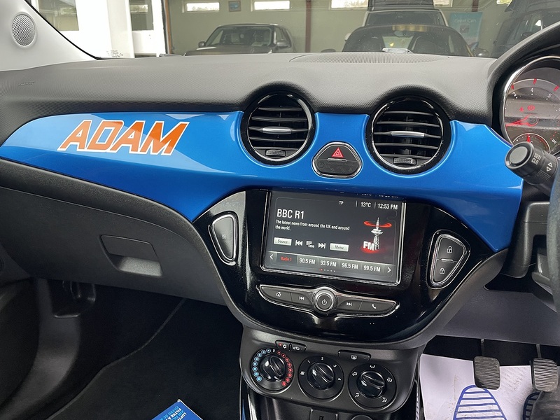 Vauxhall 1.2i Griffin Hatchback 3dr Petrol Manual Euro 6 (70 ps)