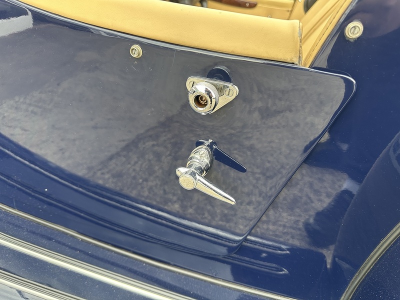 Morgan Plus Eight  Saloon 3.5 Manual Petrol