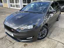 Ford Focus T EcoBoost ST-Line 