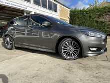 Ford Focus T EcoBoost ST-Line 