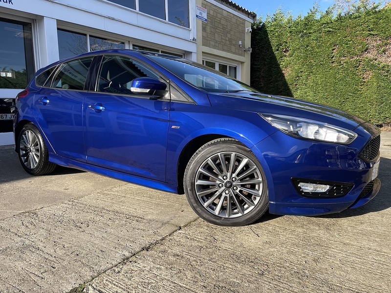 Ford 1.0T EcoBoost ST-Line Hatchback 5dr Petrol Manual Euro 6 (s/s) (140 ps)