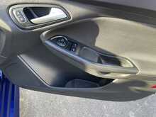 Ford Focus T EcoBoost ST-Line 