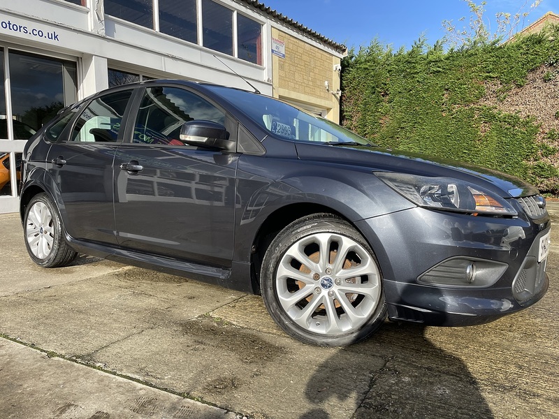 Ford 1.6 Zetec S Hatchback 5dr Petrol Manual (157 g/km, 113 bhp)