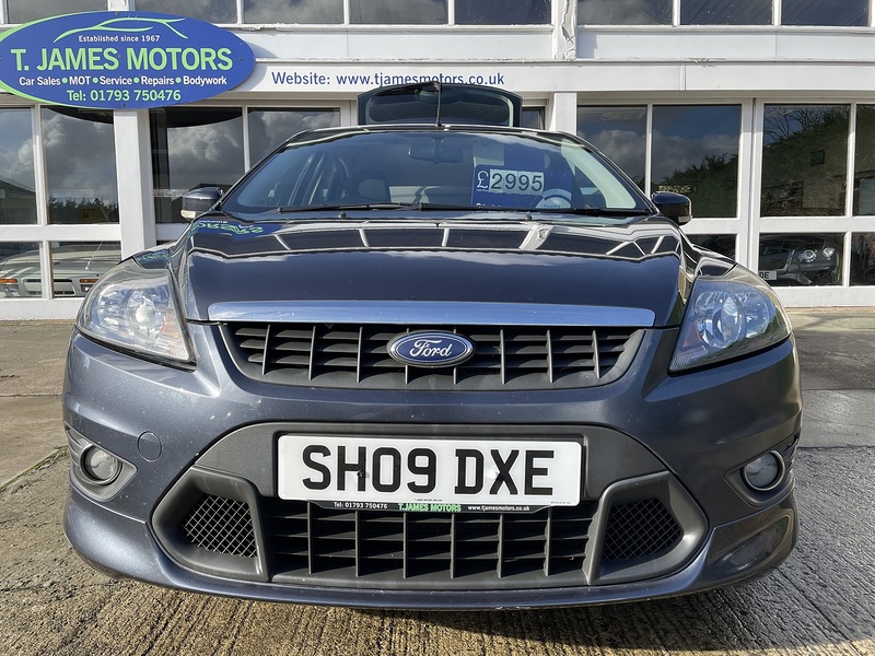 Ford 1.6 Zetec S Hatchback 5dr Petrol Manual (157 g/km, 113 bhp)