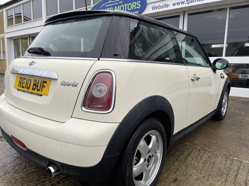 MINI 1.6 Cooper Hatchback 3dr Petrol Manual Euro 4 (120 ps)