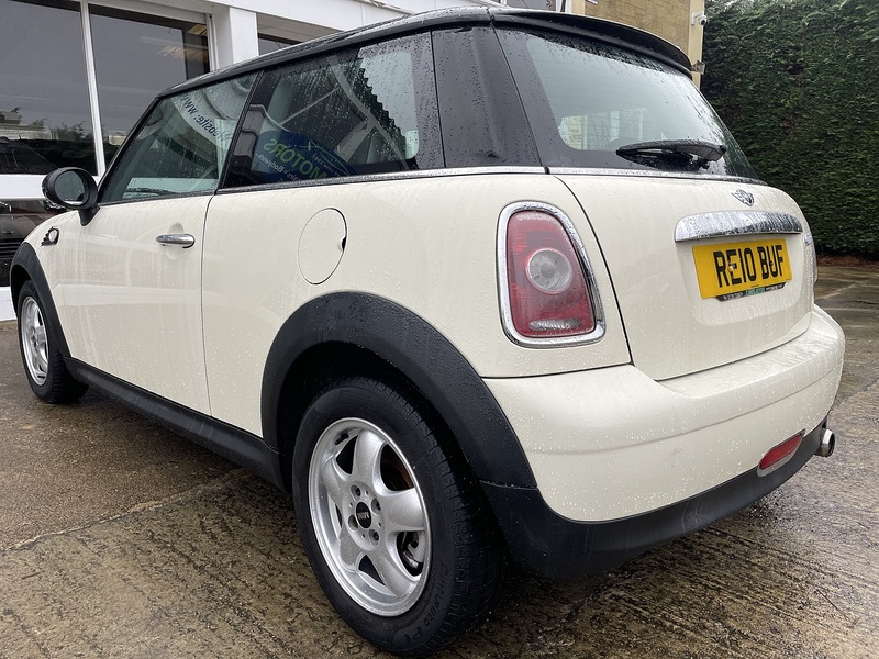 MINI 1.6 Cooper Hatchback 3dr Petrol Manual Euro 4 (120 ps)