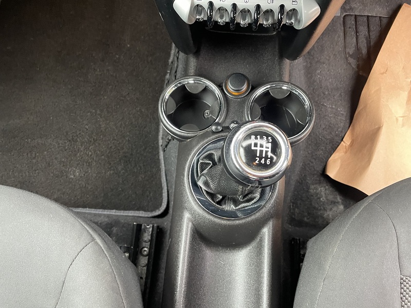 MINI 1.6 Cooper Hatchback 3dr Petrol Manual Euro 4 (120 ps)