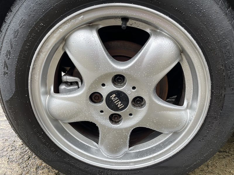 MINI 1.6 Cooper Hatchback 3dr Petrol Manual Euro 4 (120 ps)