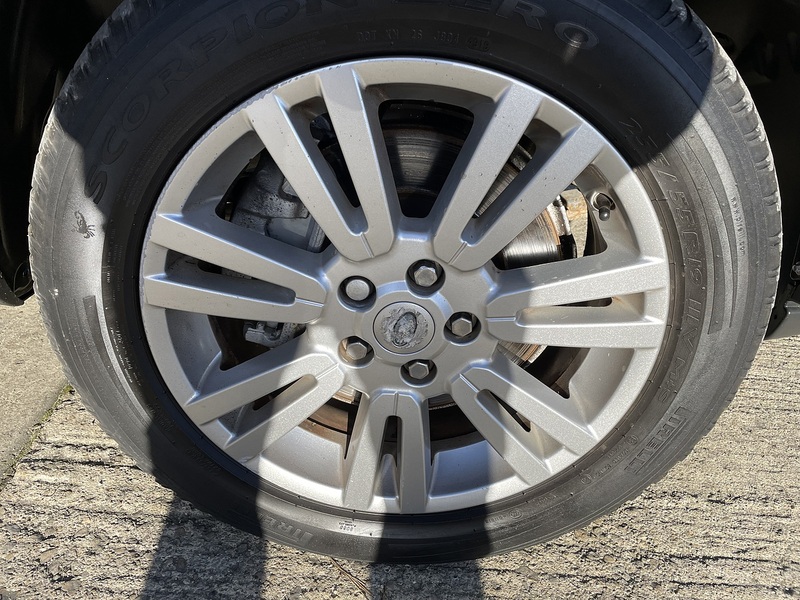 Land Rover 3.0 TD V6 HSE SUV 5dr Diesel Auto 4WD Euro 4 (245 ps)