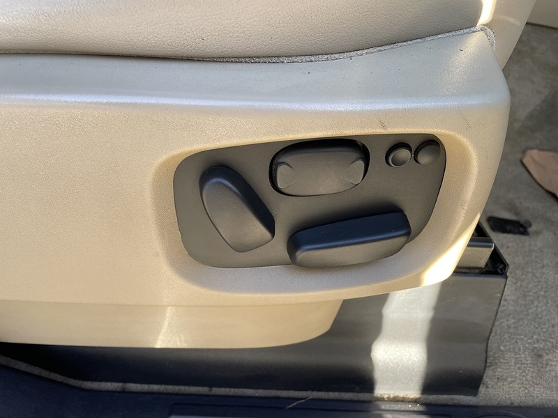 Land Rover 3.0 TD V6 HSE SUV 5dr Diesel Auto 4WD Euro 4 (245 ps)