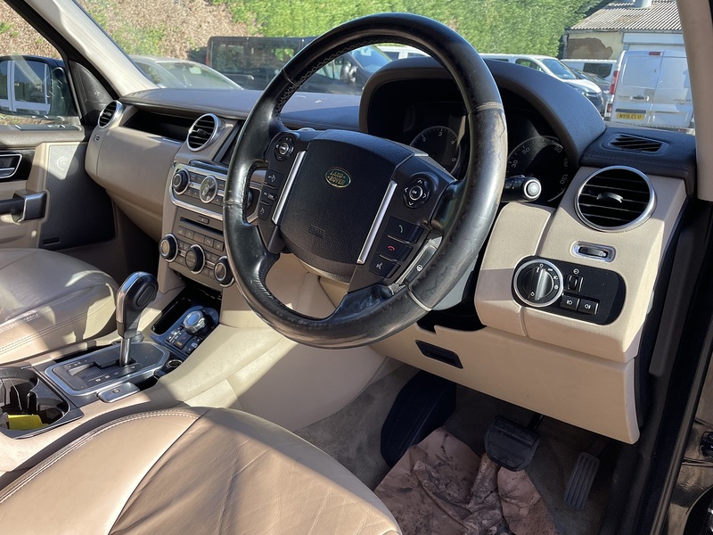Land Rover 3.0 TD V6 HSE SUV 5dr Diesel Auto 4WD Euro 4 (245 ps)
