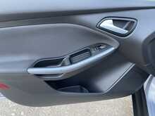 Ford Focus T EcoBoost Titanium 